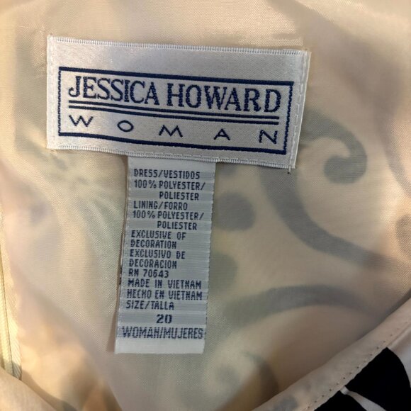 Jessica Howard Woman 20 Black & White Floral Satin Fit & Flare Dress - Picture 2 of 5
